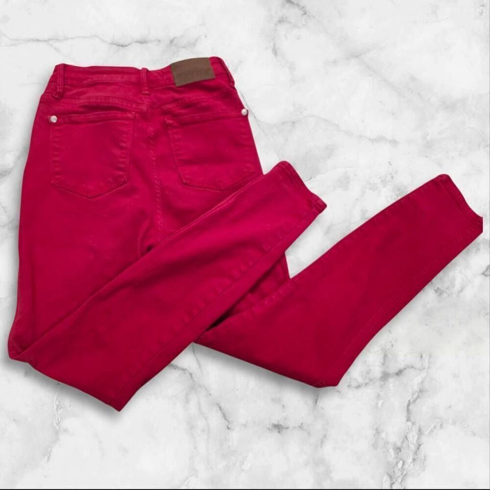 Judy Blue Jeans Red Size 25
